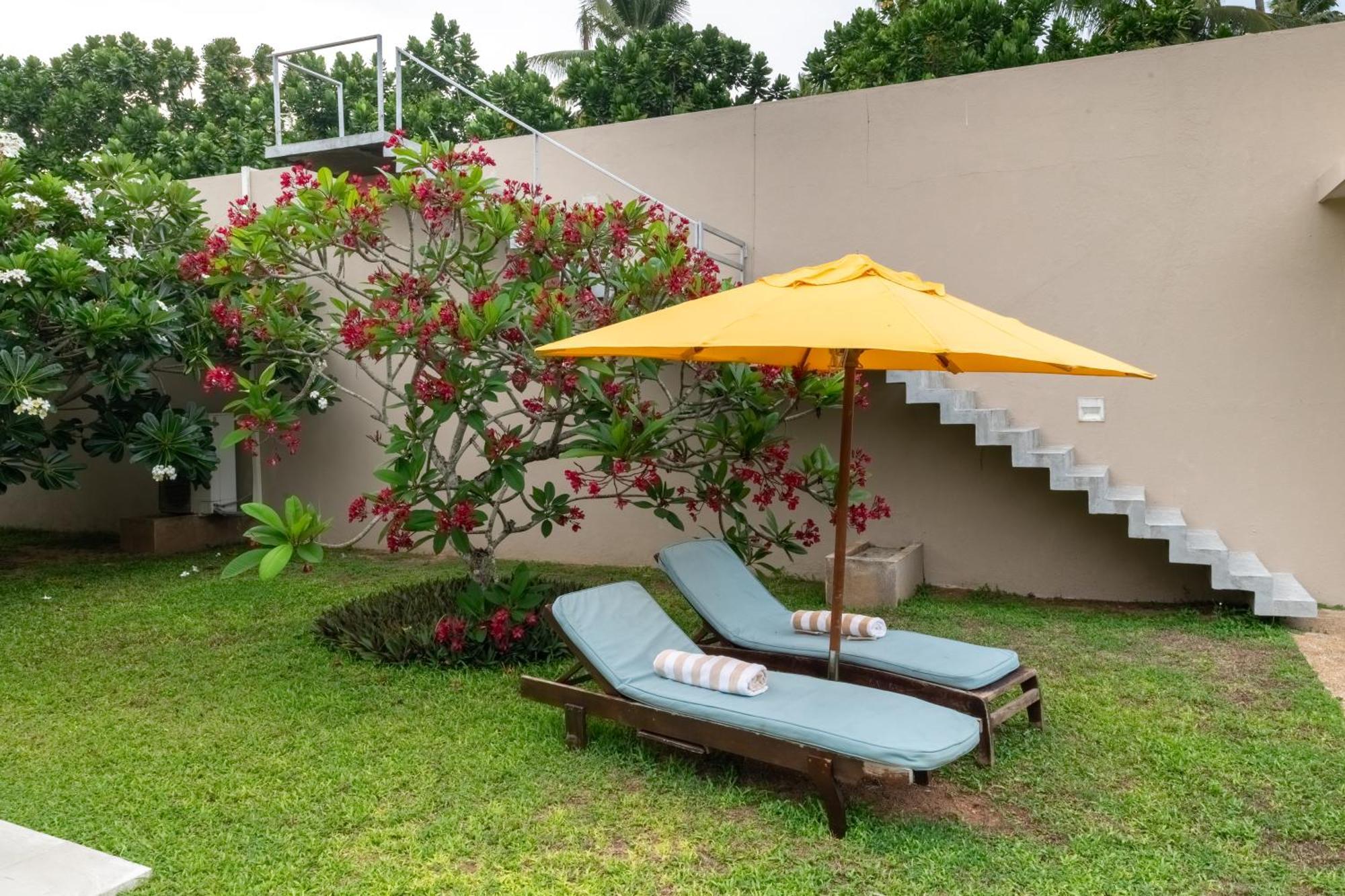 Bentota No 1 Villa Exterior photo